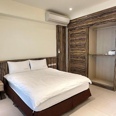 Hotel Catnap Luodong Exterior foto